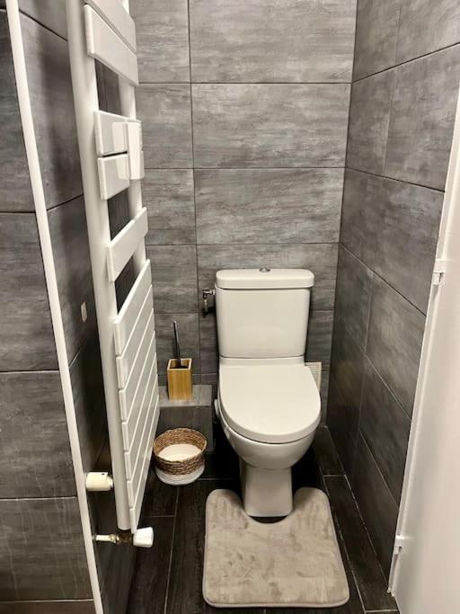 Appartement Situe Au Centre Ville D'Alfortville Kültér fotó