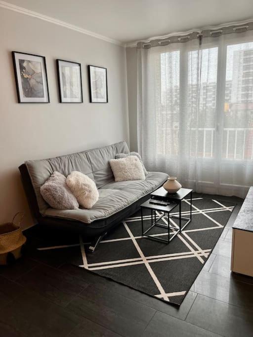 Appartement Situe Au Centre Ville D'Alfortville Kültér fotó